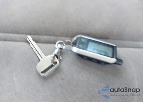 1997 Toyota Avalon Xl from USA, damaged, VIN 4T1BF12B2VU188446